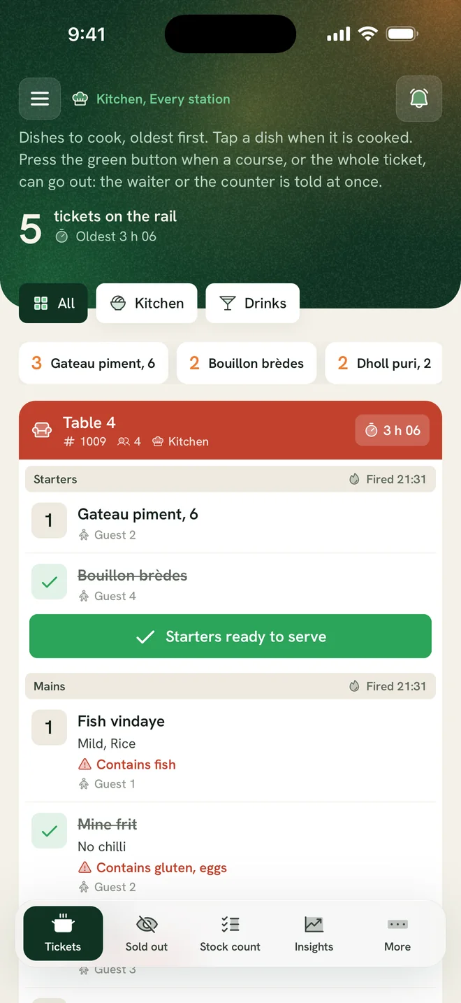 The Ferculon app on a kitchen screen: tickets by course with timers and a ready button